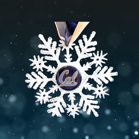 Univ Of Cal Berkeley GOLDEN BEARS Snowflake *NEW* - Picture 1 of 1